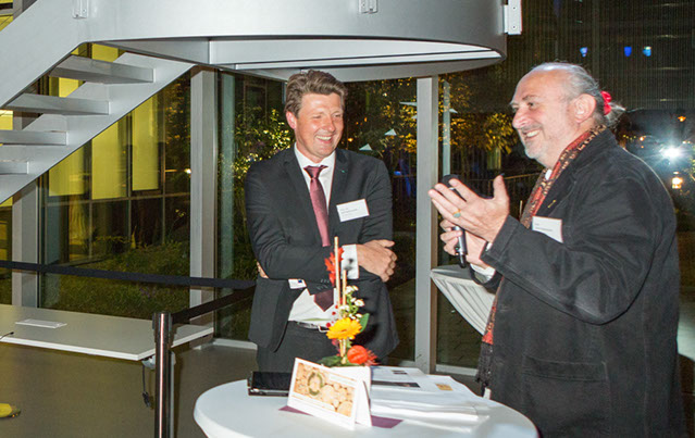 Ulrich Reimkasten, Eröffnung der Bildinstallation Blaue Sonnen im Fraunhofer-Institut CSP Halle, Ralf B. Wehrspohn